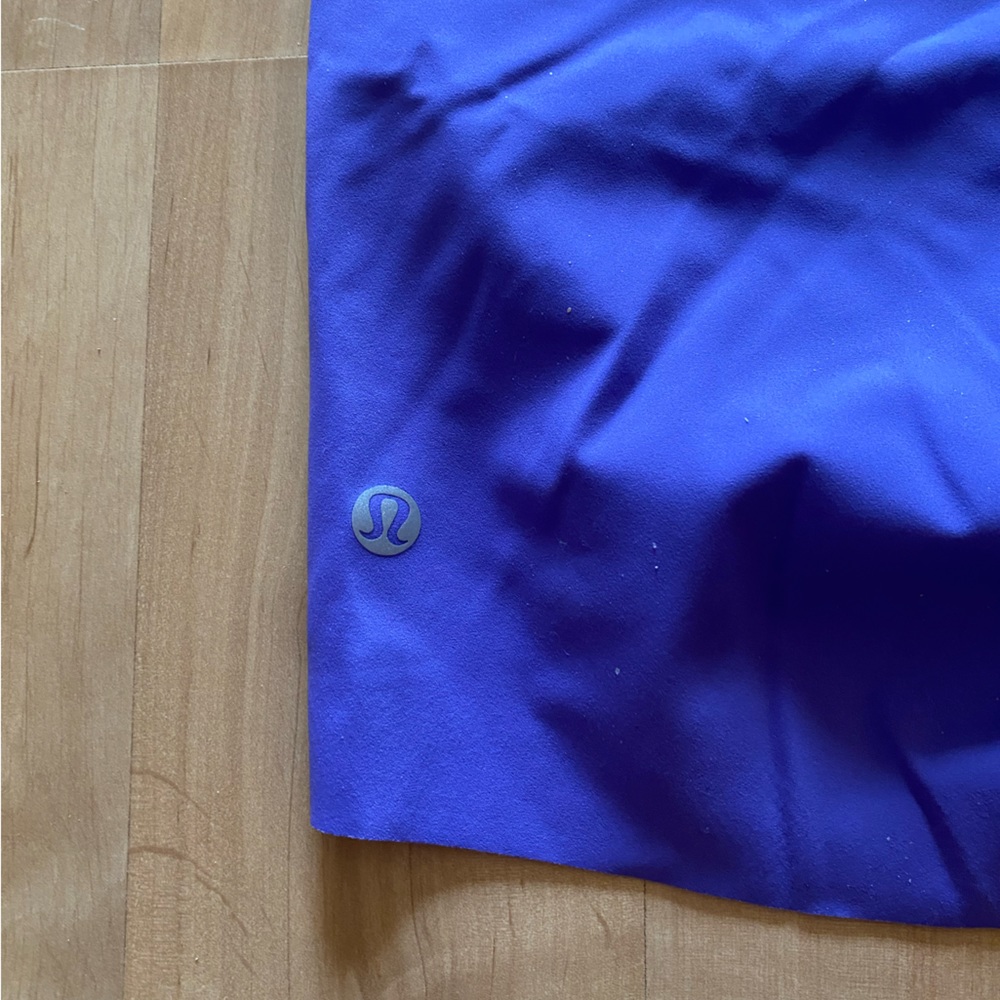 Lululemon Base Pace biker short 6 inch seam, size 8